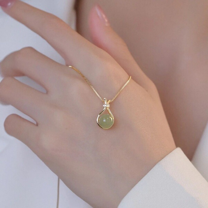 Lucky bag necklace