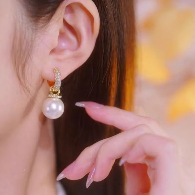 High-grade French style pearl earrings (imported)