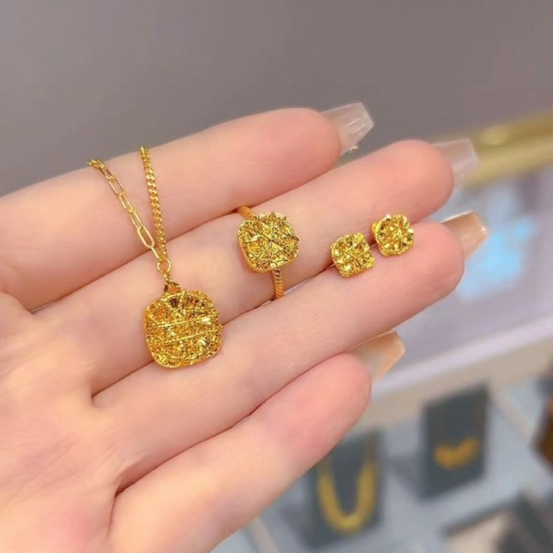 Gold brushed 3pcs jewelry set (Necklace, Earrings, Ring)
