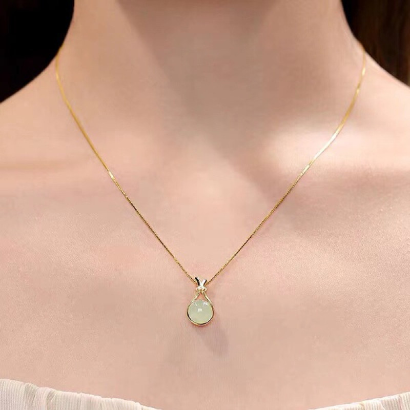 Lucky bag necklace